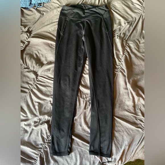 Black leggings - Picture 2 of 3